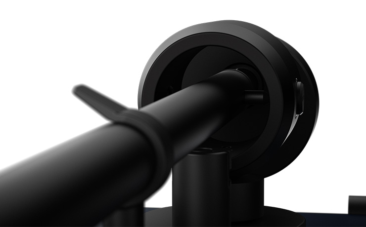 close-up of the tonearm counterweight