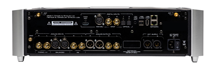 MOON 891 preamplifier and network player rear view