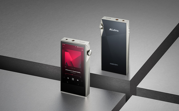 A&K SP3000M portable music players in copper nickel. One viewed from the front and one from the back.