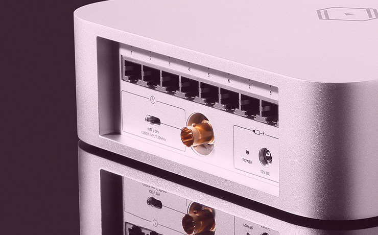 Silent Angel Bonn N8C Network Switch in silver - rear view