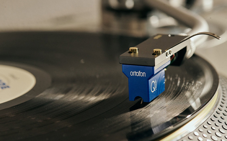 Ortofon Quintet Blue Cartridge on a record