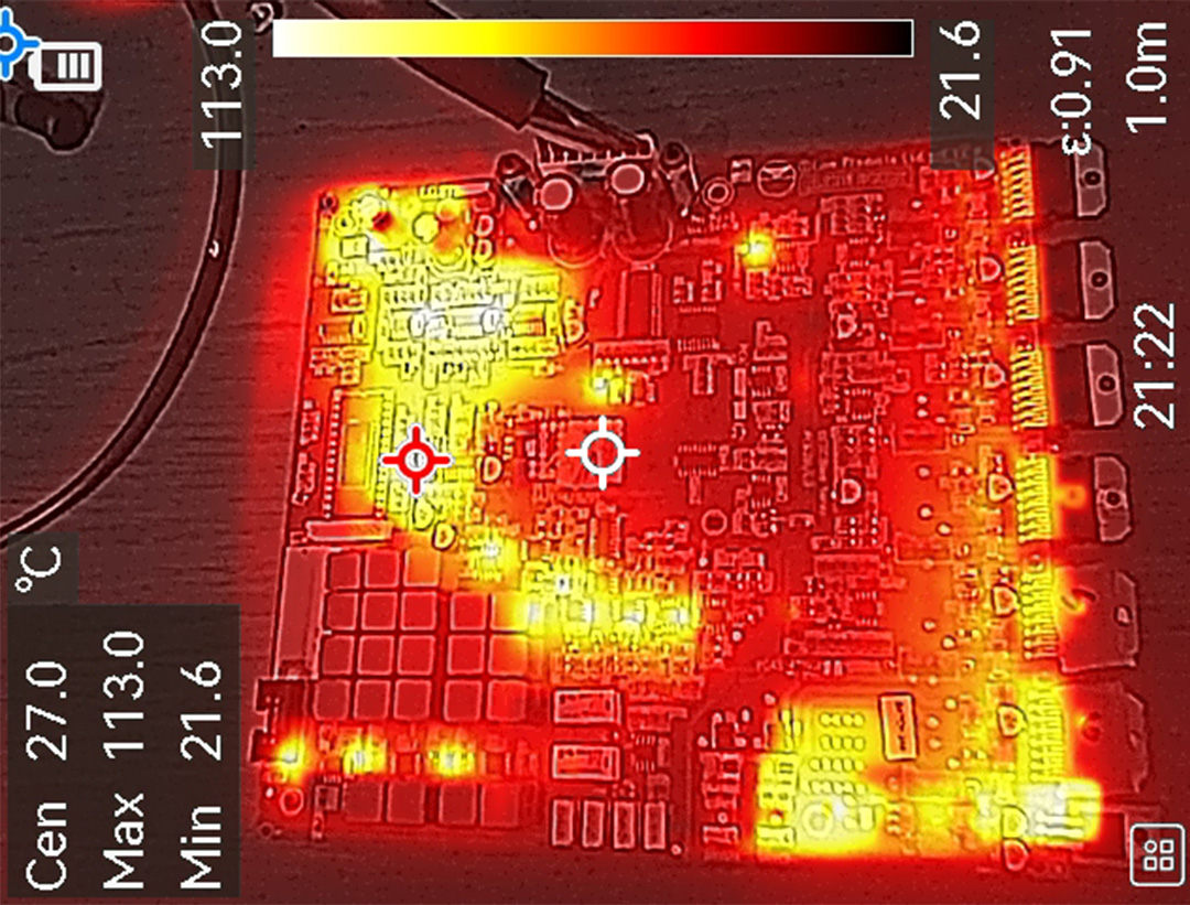 Linn Komri Amp board Thermal image
