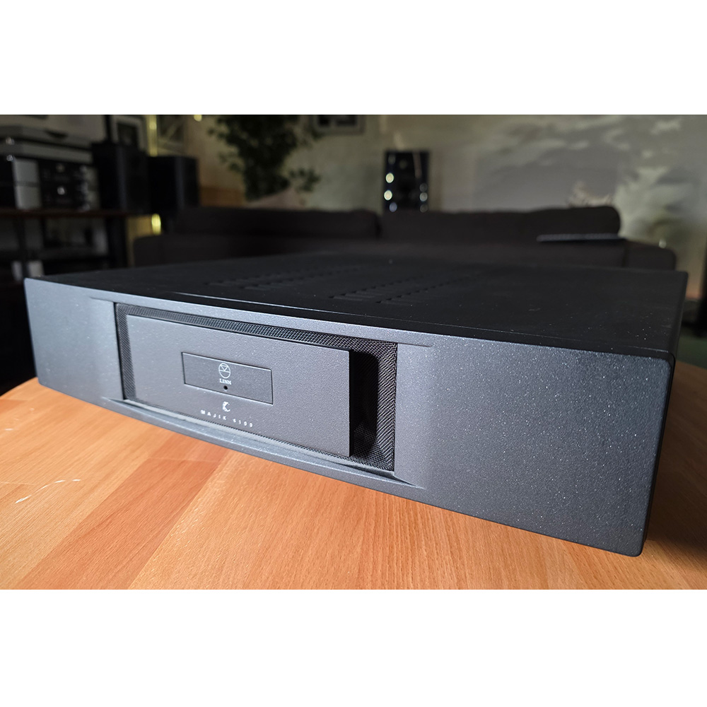Linn Majik 4100 4-channel Power Amplifier - Black
