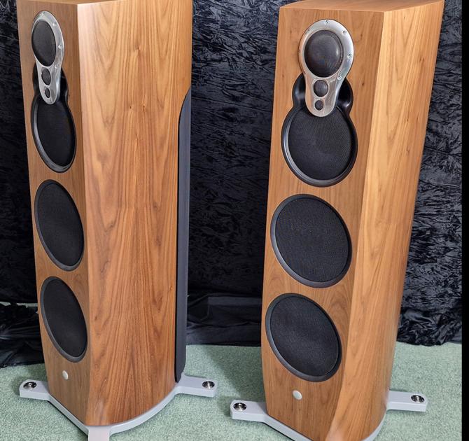 Linn Klimax 350 Organik Walnut