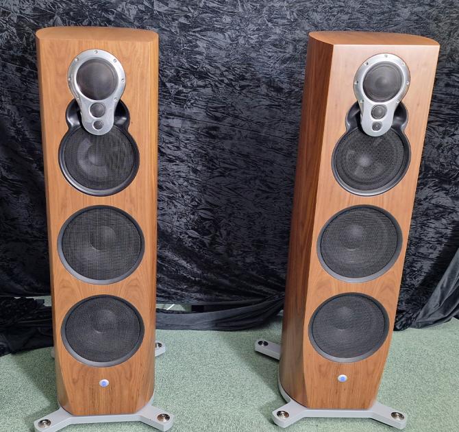 Linn Klimax 350 Organik Walnut