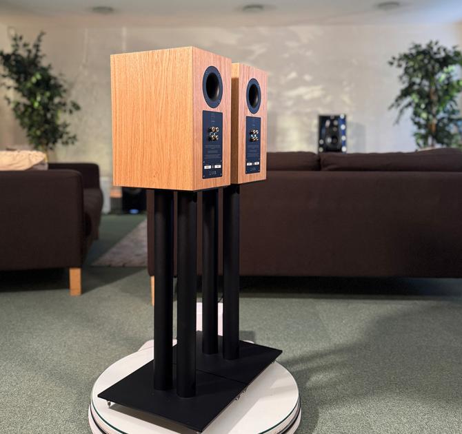 A pair of oak Linn 119 Loudspeakers in the ripcaster showroom