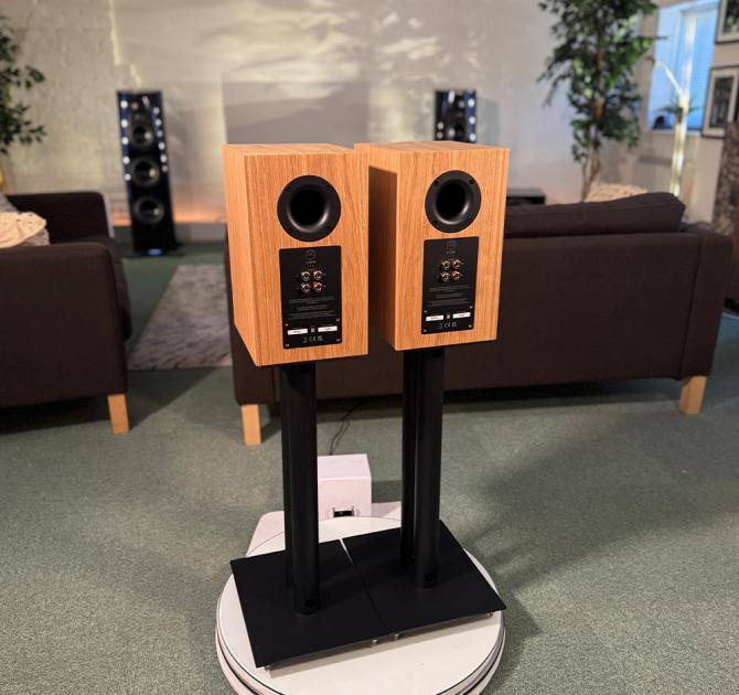 A pair of oak Linn 119 Loudspeakers in the ripcaster showroom