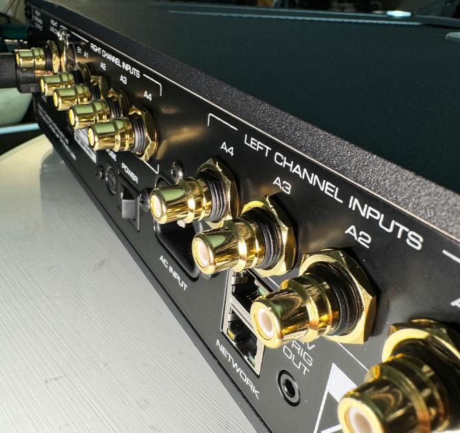 MOON 641 Integrated Amplifier