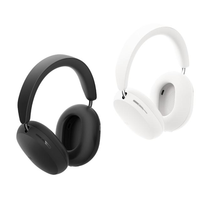Two Sonos Ace Headphones, one in white and one in black