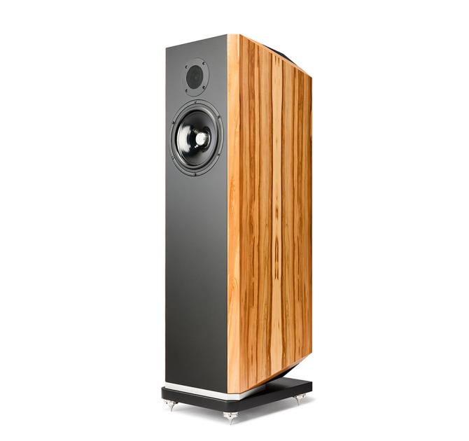Kudos 707 speaker in liquid amber