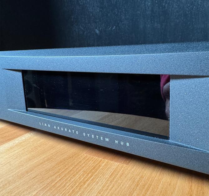 Linn Akurate System Hub - Black