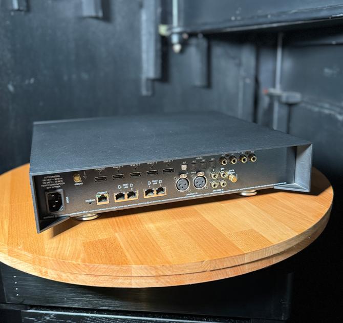 Linn Akurate System Hub - Black