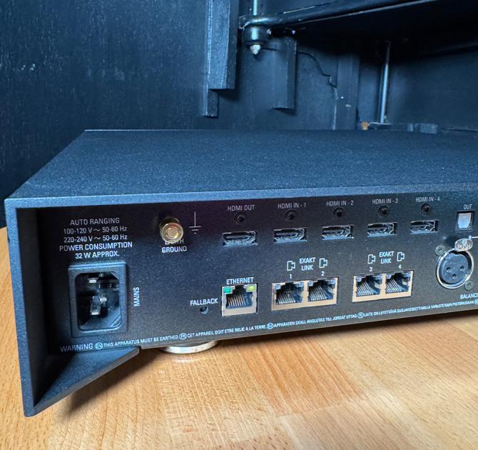 Linn Akurate System Hub - Black