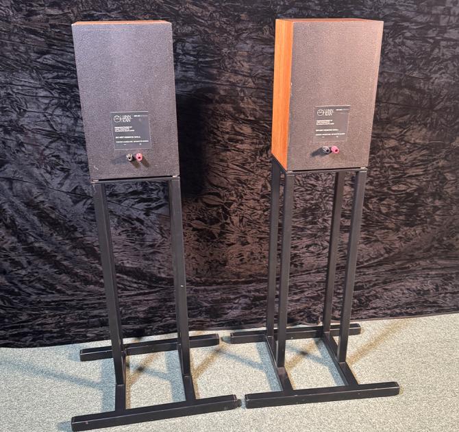 Linn Kan Speakers and Stands