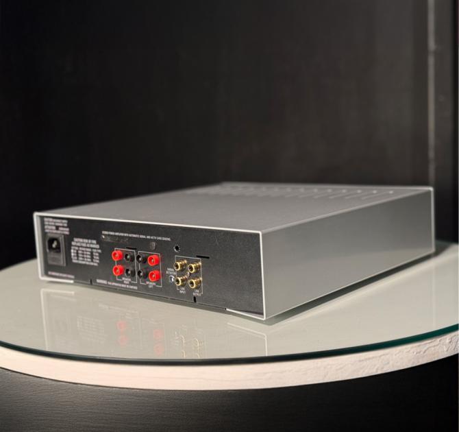 Linn LK140 Power Amplifier