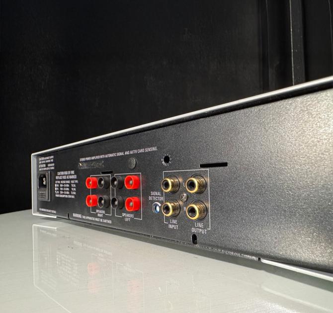 Linn LK140 Power Amplifier