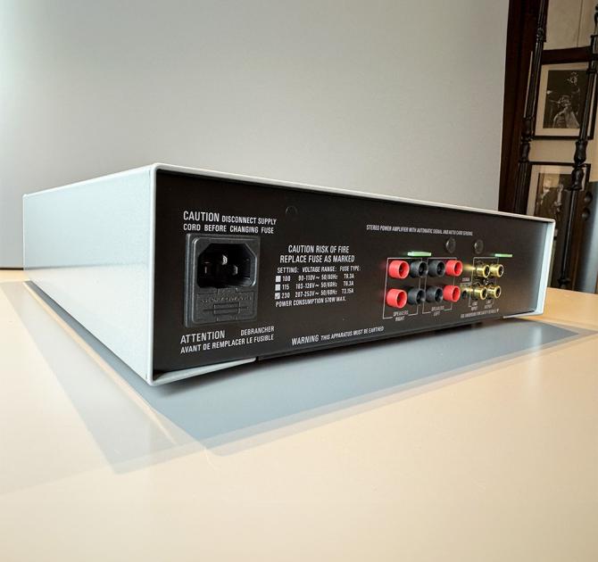 Linn LK85 Power Amplifier