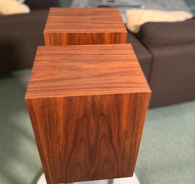 Linn Majik 109 Loudspeakers - in Walnut 