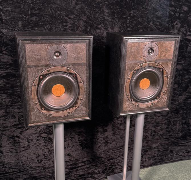 Linn Sara Speakers