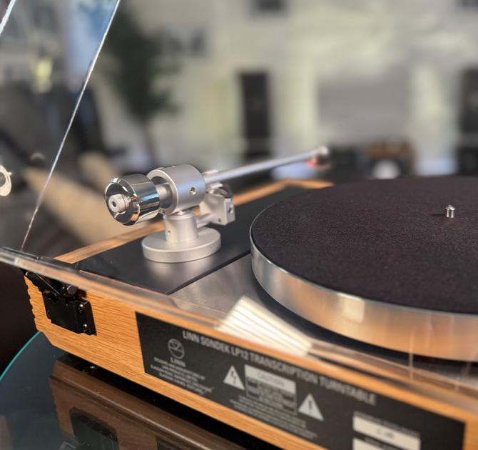 Linn Majik MM LP12 Fluted turntable in oak in the ripcaster showroom 