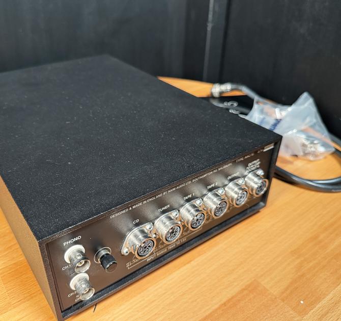 Naim NAC 72 Stereo Pre-Amplifier