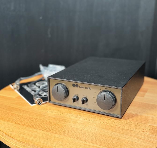 Naim NAC 72 Stereo Pre-Amplifier