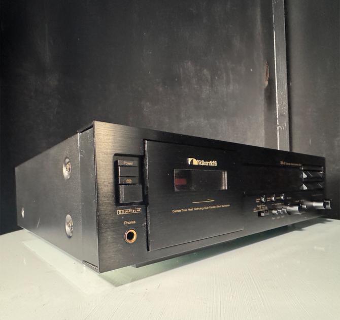 Nakamichi DR-10 Discrete Head Cassette Deck