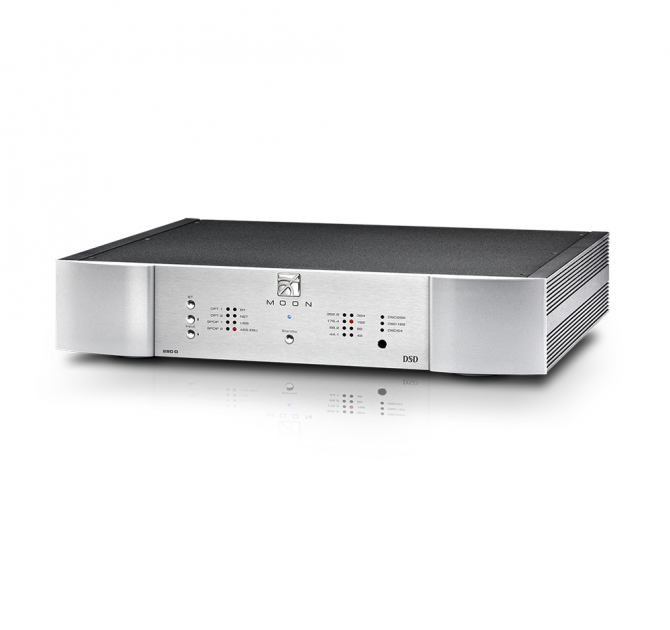 Moon 280D MiND2 Streaming DAC in silver.