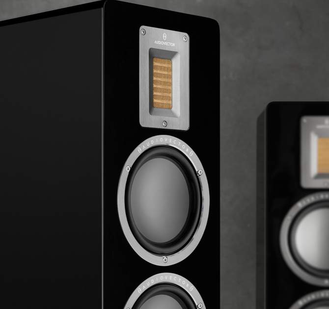 Audiovector QR5 close-up of a pair of black QR5s