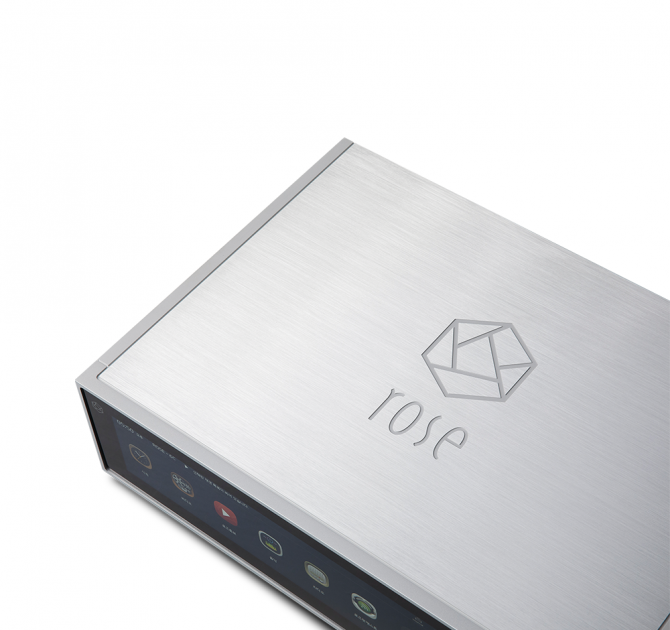 Rose RS150B Network Streamer, DAC and pre-amplifier in silver