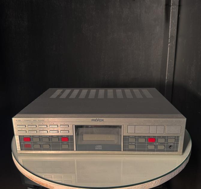 Revox B225 CD Player