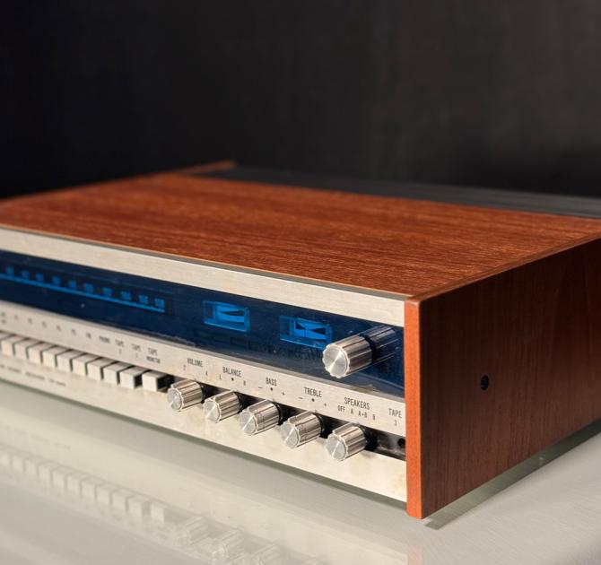 Tandberg TR-1000 Integrated Receiver