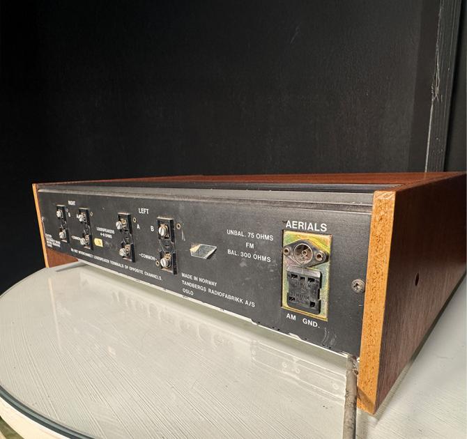 Tandberg TR-1000 Integrated Receiver