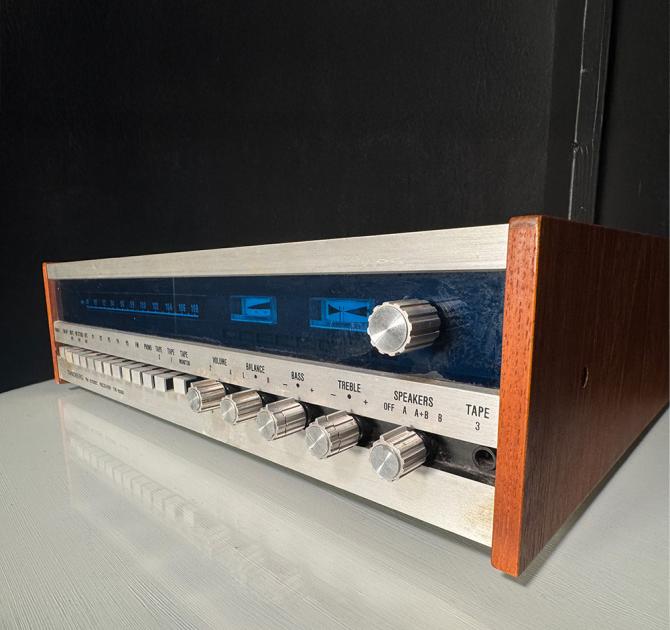 Tandberg TR-1000 Integrated Receiver