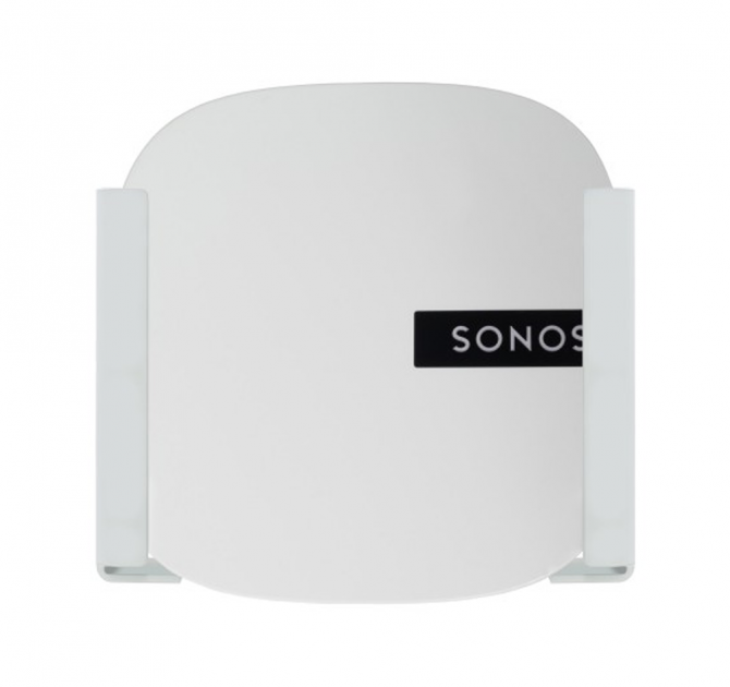 Flexson Wall Mount Boost White x1 with the Sonos Boost in place.
