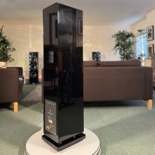 Audiovector QR5 Loudspeaker in black