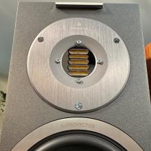 Audiovector R1 Arreté Loudspeakers