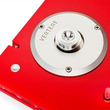 Vertere DG-X Turntable in red, close-up view