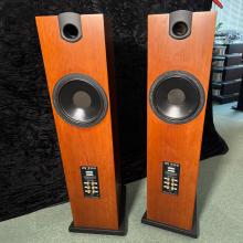 Linn AV5140 - Cherry Loudspeakers