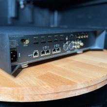 Linn Akurate System Hub - Black