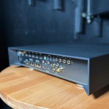 Linn Akurate System Hub - Black