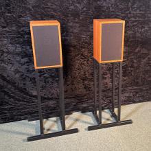 Linn Kan Speakers and Stands