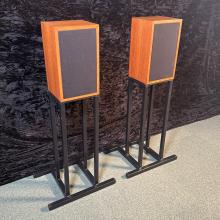 Linn Kan Speakers and Stands