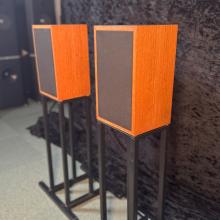 Linn Kan Speakers and Stands