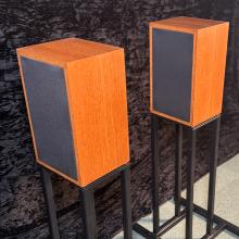 Linn Kan Speakers and Stands