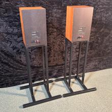Linn Kan Speakers and Stands