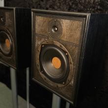 Linn Sara Speakers