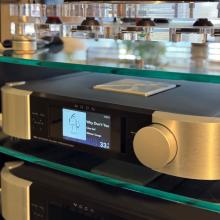 MOON 791 Network Player/Preamplifier showing the display window with an image of a Cleo Sol album