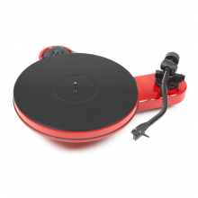 Project RPM 3 Carbon - Turntable in red