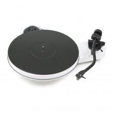 Project RPM 3 Carbon - Turntable in white